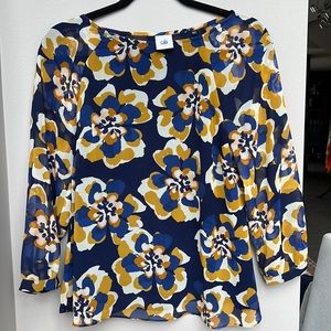 NWOT CAbi top, size Small.